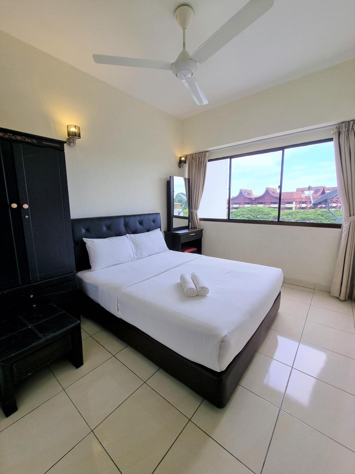Aloka Seaview Apartment Batu Feringgi Exterior foto