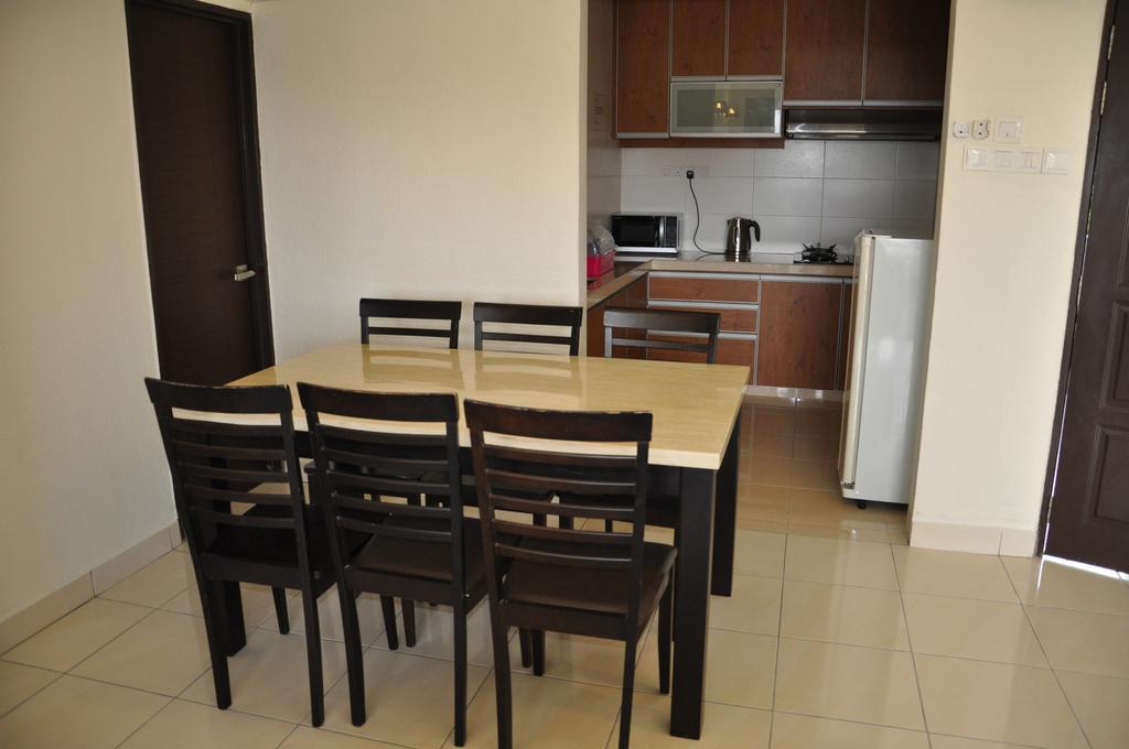 Aloka Seaview Apartment Batu Feringgi Exterior foto